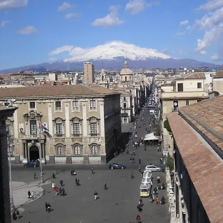 Etnea 208 Luxury Jacuzzi