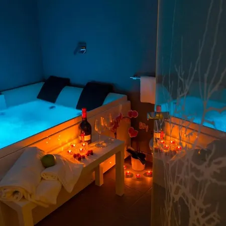 Etnea 208 Luxury Jacuzzi 4* 카타니아