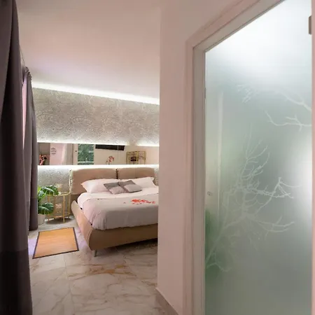 B&B Etnea 208 Luxury Jacuzzi 카타니아